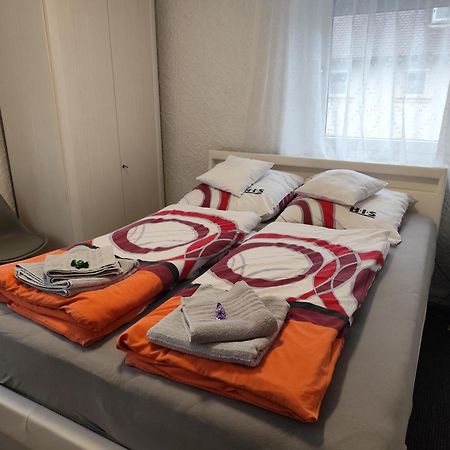 Gaestezimmer Boxenstopp Veitsbronn Zewnętrze zdjęcie