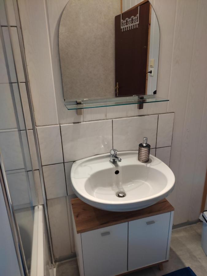 Gaestezimmer Boxenstopp Veitsbronn Zewnętrze zdjęcie