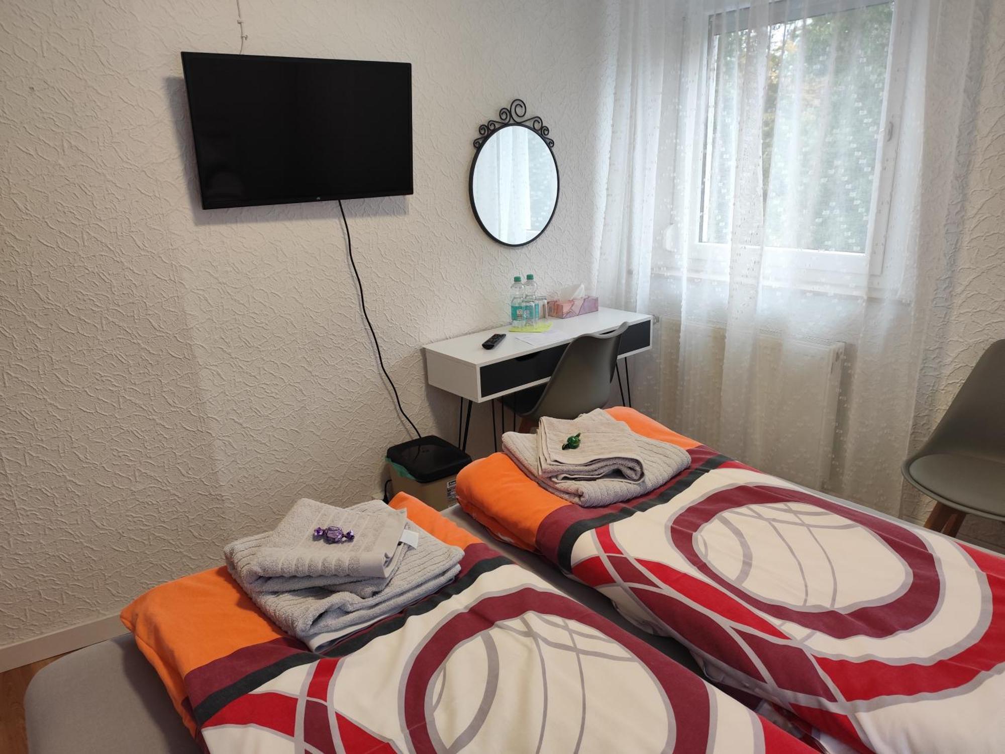 Gaestezimmer Boxenstopp Veitsbronn Zewnętrze zdjęcie